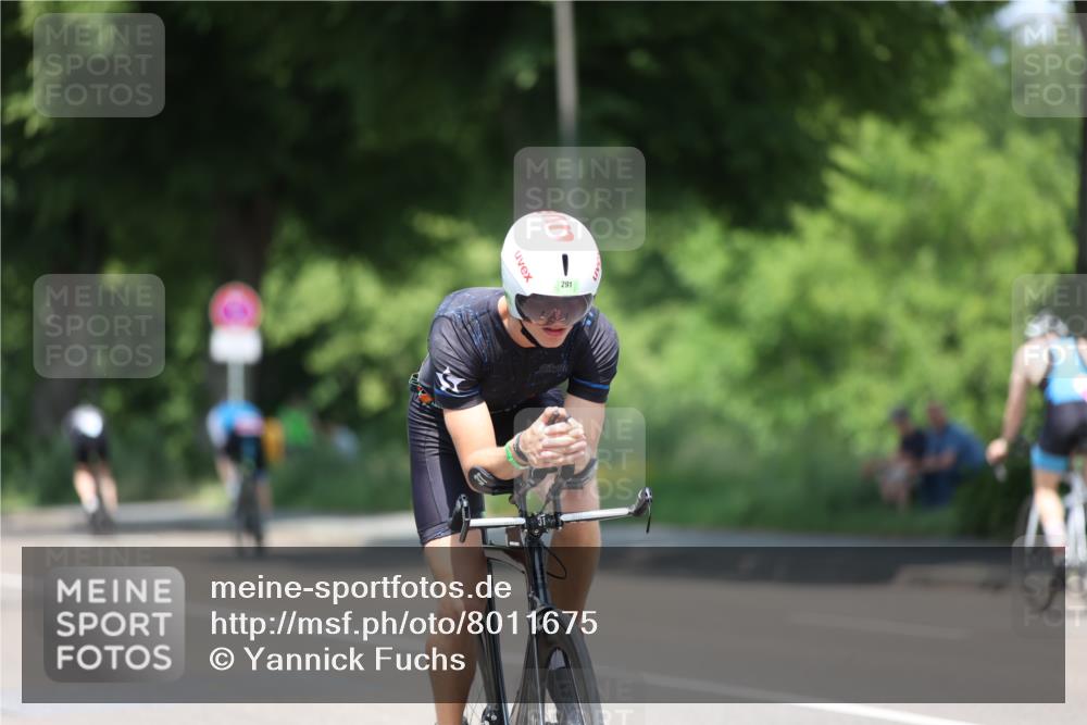 15.06.2025 - 7 Türme Triathlon Yannick Fuchs http://msf.ph/oto/8011675 15.06.2025 12:45:53 Radfahren 291 meine-sportfotos.de