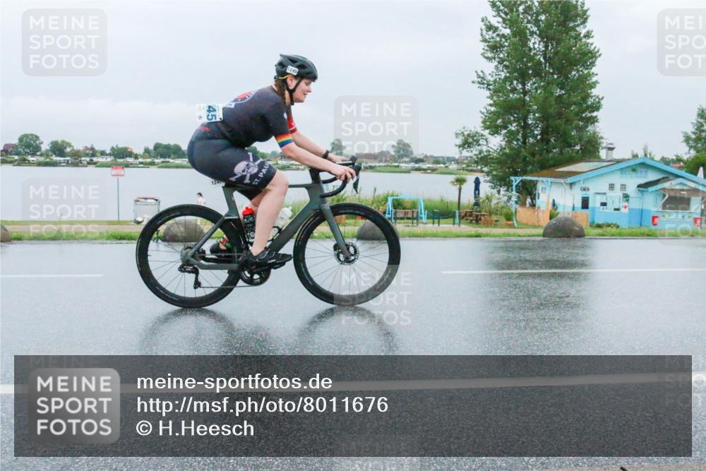 21.06.2025 - 27. Vierlanden-Triathlon H.Heesch http://msf.ph/oto/8011676 15.06.2025 14:04:07 Radfahren 1245 meine-sportfotos.de