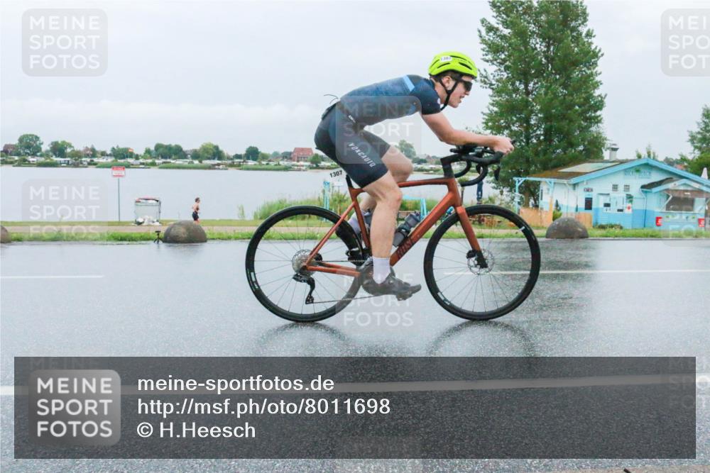 21.06.2025 - 27. Vierlanden-Triathlon H.Heesch http://msf.ph/oto/8011698 15.06.2025 14:04:19 Radfahren 1307 meine-sportfotos.de