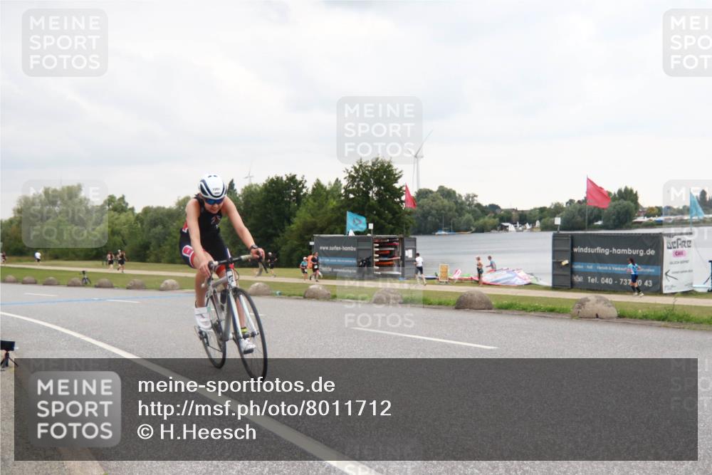 21.06.2025 - 27. Vierlanden-Triathlon H.Heesch http://msf.ph/oto/8011712 15.06.2025 13:10:37 Radfahren 1089, 1090, 1091, 1092 meine-sportfotos.de