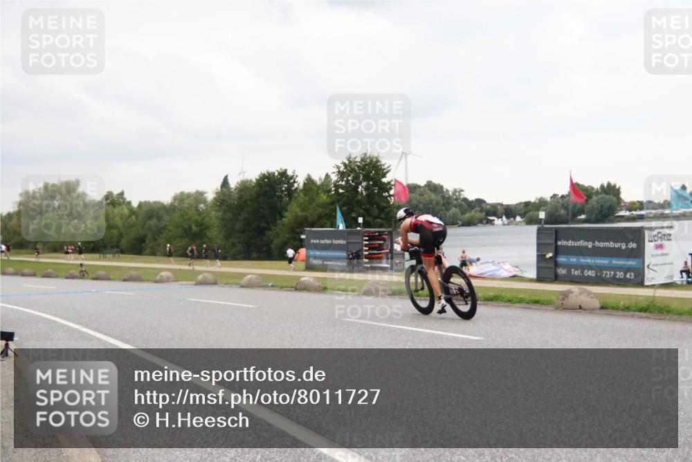 21.06.2025 - 27. Vierlanden-Triathlon H.Heesch http://msf.ph/oto/8011727 15.06.2025 13:10:42 Radfahren 1089, 1090, 1091, 1092, 1182, 1183 meine-sportfotos.de
