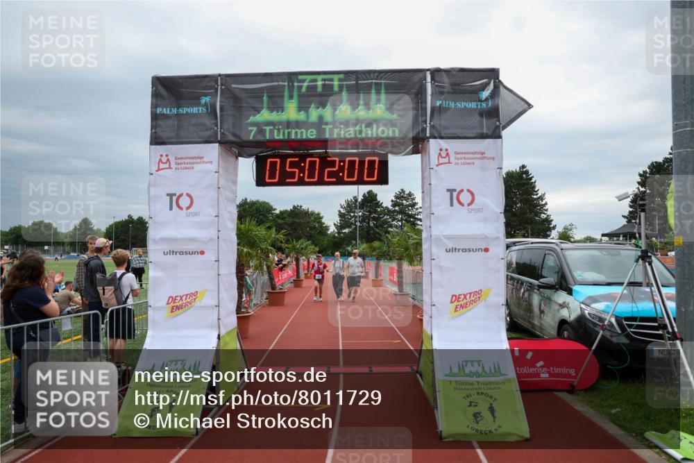 15.06.2025 - 7 Türme Triathlon Michael Strokosch http://msf.ph/oto/8011729 15.06.2025 15:02:00 Ziel 532 meine-sportfotos.de