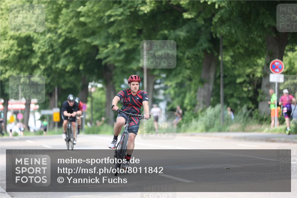 15.06.2025 - 7 Türme Triathlon Yannick Fuchs http://msf.ph/oto/8011842 15.06.2025 13:26:40 Radfahren 400, 667, 719 meine-sportfotos.de