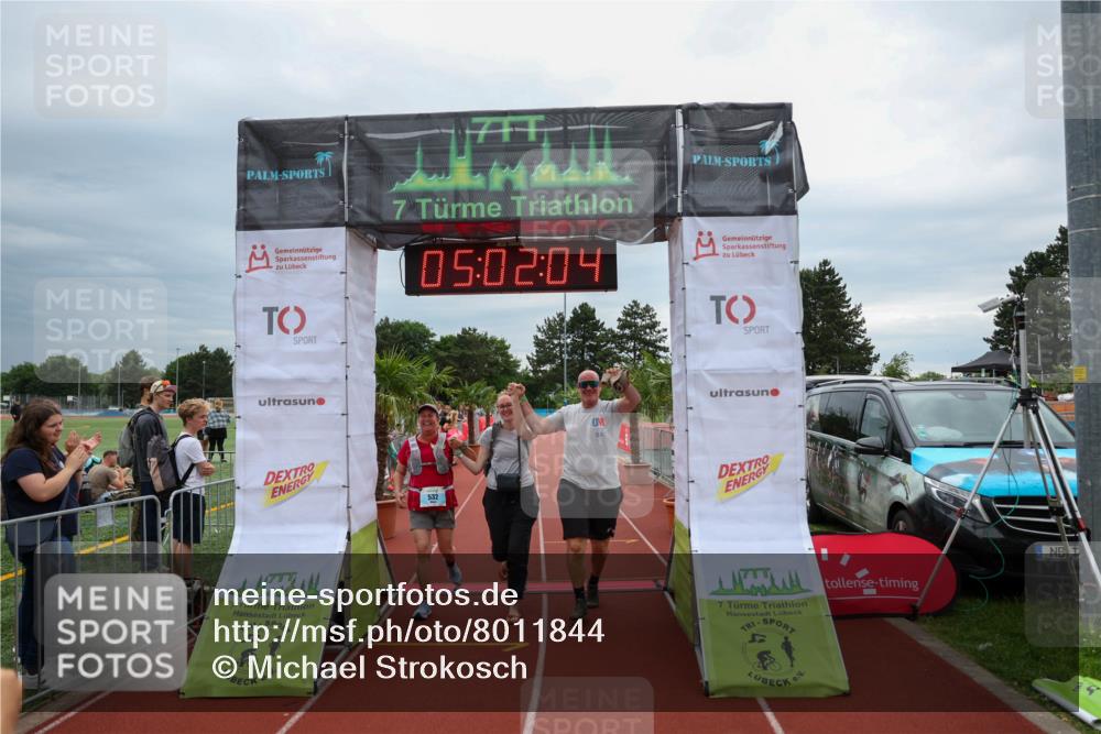 15.06.2025 - 7 Türme Triathlon Michael Strokosch http://msf.ph/oto/8011844 15.06.2025 15:02:04 Ziel 532 meine-sportfotos.de