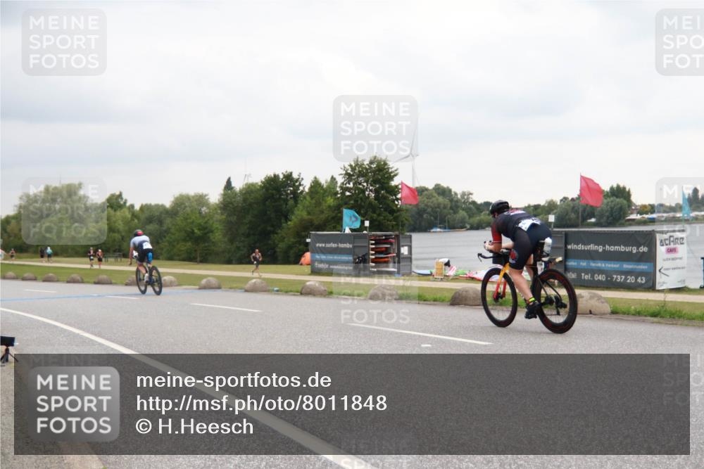 21.06.2025 - 27. Vierlanden-Triathlon H.Heesch http://msf.ph/oto/8011848 15.06.2025 13:12:13 Radfahren 1169, 1190 meine-sportfotos.de