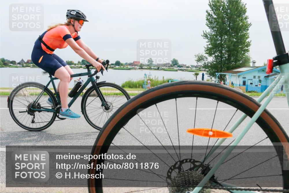 15.06.2025 - 27. Vierlanden-Triathlon H.Heesch http://msf.ph/oto/8011876 15.06.2025 11:05:09 Radfahren 231, 246, 588, 692, 733 meine-sportfotos.de