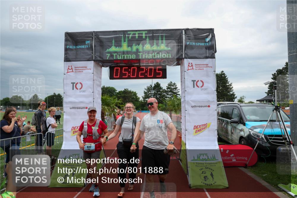 15.06.2025 - 7 Türme Triathlon Michael Strokosch http://msf.ph/oto/8011888 15.06.2025 15:02:05 Ziel 532 meine-sportfotos.de