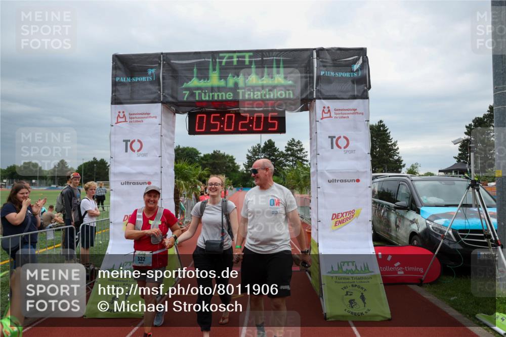 15.06.2025 - 7 Türme Triathlon Michael Strokosch http://msf.ph/oto/8011906 15.06.2025 15:02:05 Ziel 532 meine-sportfotos.de