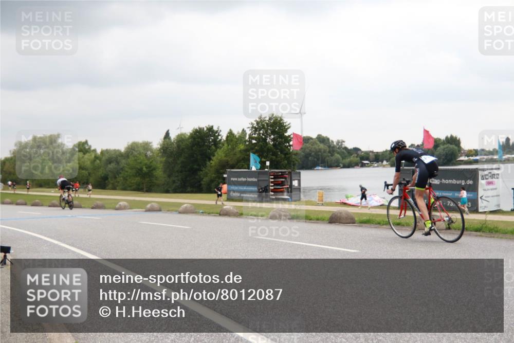21.06.2025 - 27. Vierlanden-Triathlon H.Heesch http://msf.ph/oto/8012087 15.06.2025 13:14:48 Radfahren 1229 meine-sportfotos.de