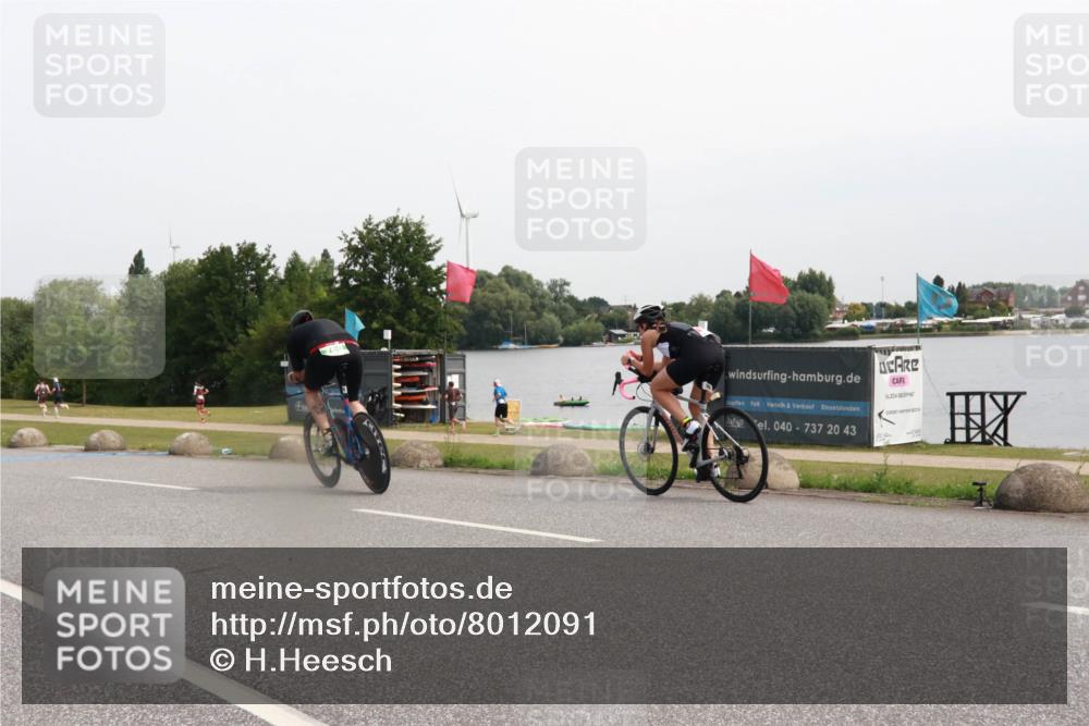 15.06.2025 - 27. Vierlanden-Triathlon H.Heesch http://msf.ph/oto/8012091 15.06.2025 11:06:13 Radfahren 206, 220, 223, 697, 760 meine-sportfotos.de