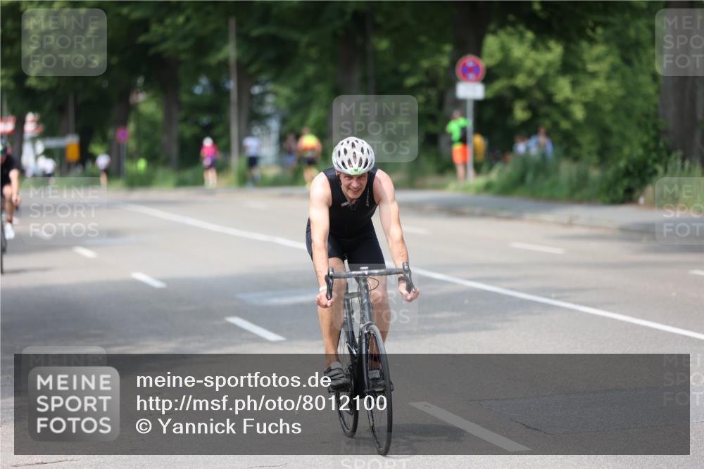 15.06.2025 - 7 Türme Triathlon Yannick Fuchs http://msf.ph/oto/8012100 15.06.2025 13:26:55 Radfahren 672, 760, 998 meine-sportfotos.de