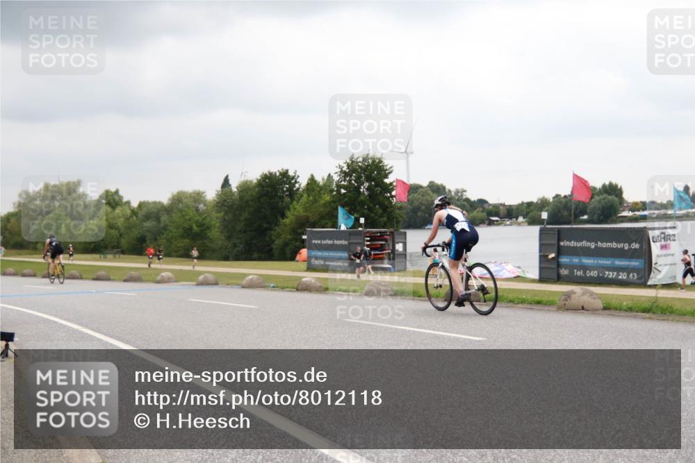 21.06.2025 - 27. Vierlanden-Triathlon H.Heesch http://msf.ph/oto/8012118 15.06.2025 13:14:52 Radfahren 1168, 1211, 1216, 1229 meine-sportfotos.de