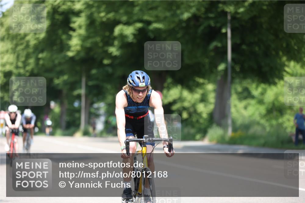 15.06.2025 - 7 Türme Triathlon Yannick Fuchs http://msf.ph/oto/8012168 15.06.2025 12:46:30 Radfahren 317, 504, 566, 605, 609 meine-sportfotos.de