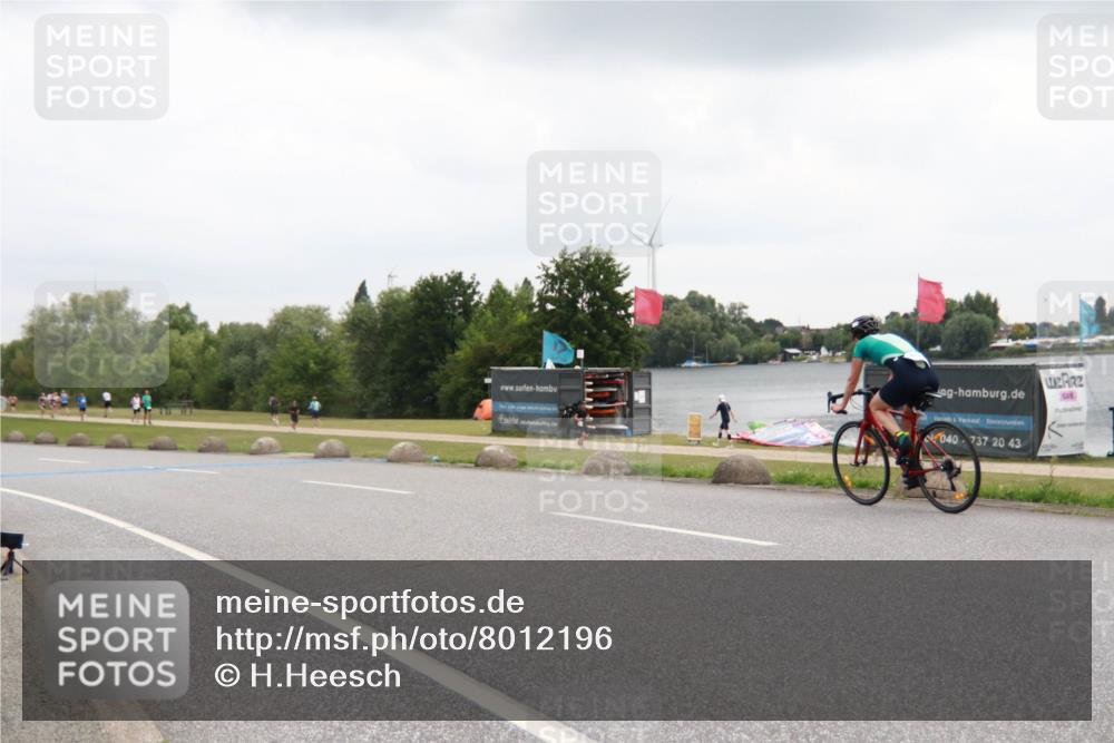 21.06.2025 - 27. Vierlanden-Triathlon H.Heesch http://msf.ph/oto/8012196 15.06.2025 13:17:50 Radfahren 1224 meine-sportfotos.de
