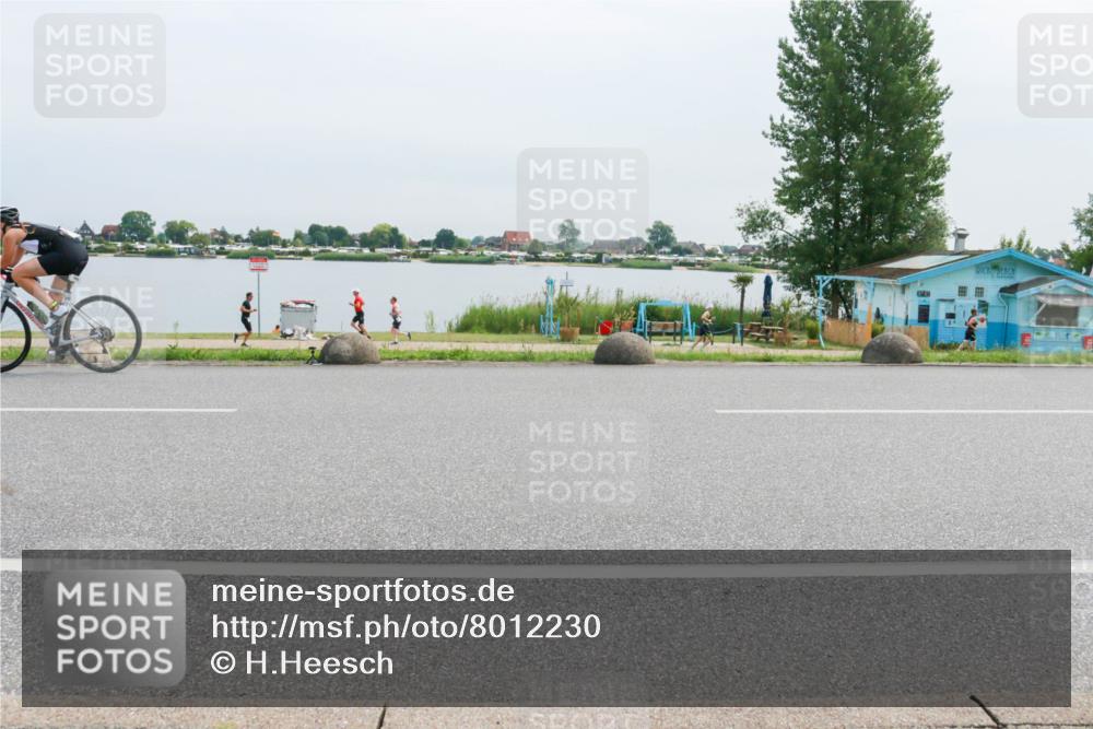 15.06.2025 - 27. Vierlanden-Triathlon H.Heesch http://msf.ph/oto/8012230 15.06.2025 11:06:13 Radfahren 206, 220, 223, 697, 705, 760 meine-sportfotos.de
