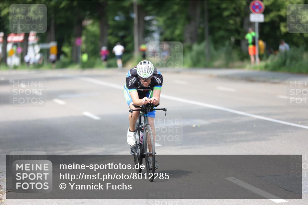 15.06.2025 - 7 Türme Triathlon Yannick Fuchs http://msf.ph/oto/8012285 15.06.2025 13:26:59 Radfahren 760, 998 meine-sportfotos.de