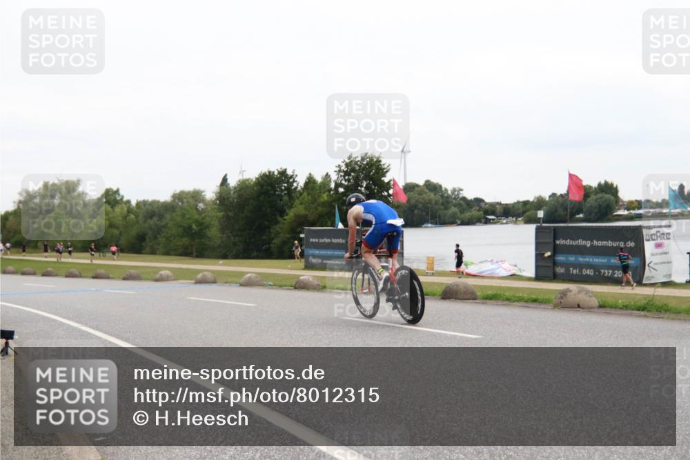 21.06.2025 - 27. Vierlanden-Triathlon H.Heesch http://msf.ph/oto/8012315 15.06.2025 13:23:38 Radfahren 1269, 1278, 1279 meine-sportfotos.de