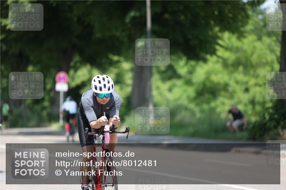 15.06.2025 - 7 Türme Triathlon Yannick Fuchs http://msf.ph/oto/8012481 15.06.2025 12:46:39 Radfahren 240 meine-sportfotos.de