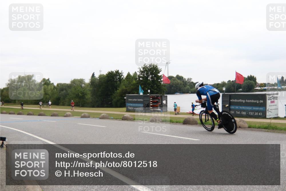 21.06.2025 - 27. Vierlanden-Triathlon H.Heesch http://msf.ph/oto/8012518 15.06.2025 13:25:15 Radfahren 1138, 1148, 1249 meine-sportfotos.de