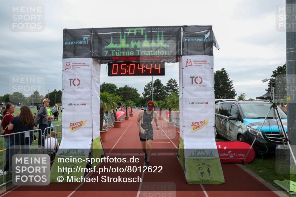 15.06.2025 - 7 Türme Triathlon Michael Strokosch http://msf.ph/oto/8012622 15.06.2025 15:04:43 Ziel 233, 535 meine-sportfotos.de