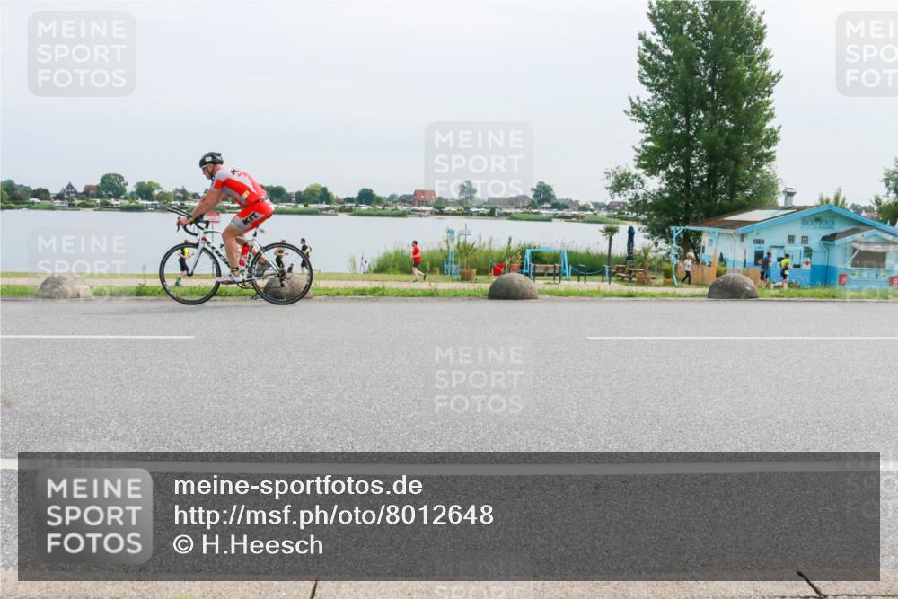 15.06.2025 - 27. Vierlanden-Triathlon H.Heesch http://msf.ph/oto/8012648 15.06.2025 11:07:24 Radfahren 11, 162 meine-sportfotos.de