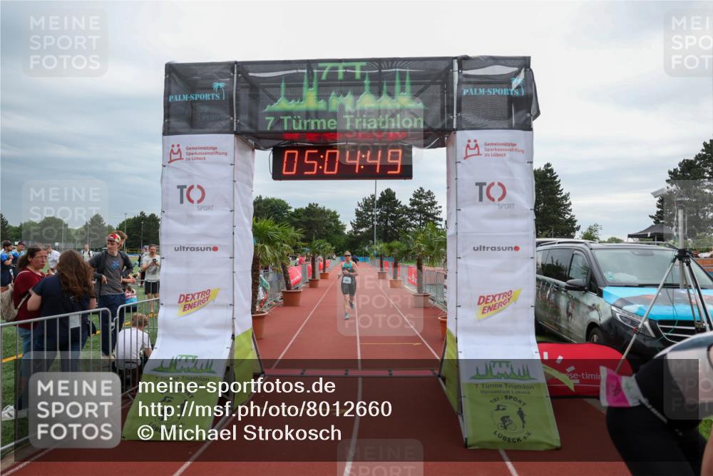 15.06.2025 - 7 Türme Triathlon Michael Strokosch http://msf.ph/oto/8012660 15.06.2025 15:04:49 Ziel 233, 484 meine-sportfotos.de