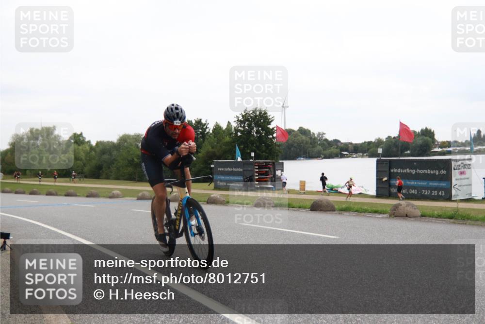 21.06.2025 - 27. Vierlanden-Triathlon H.Heesch http://msf.ph/oto/8012751 15.06.2025 13:26:25 Radfahren 1113, 1157, 1303 meine-sportfotos.de