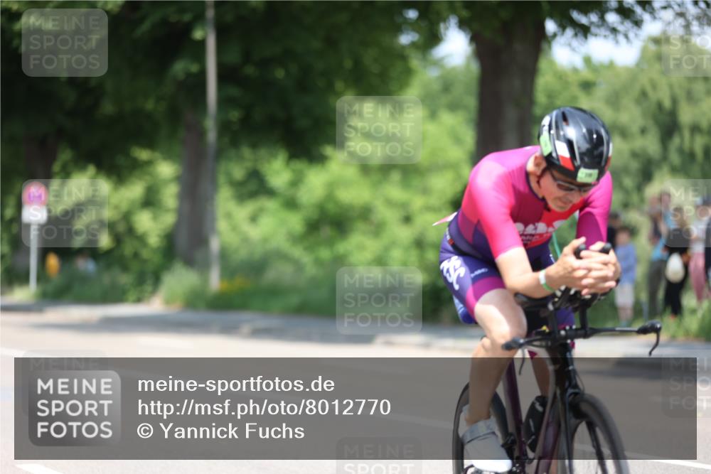 15.06.2025 - 7 Türme Triathlon Yannick Fuchs http://msf.ph/oto/8012770 15.06.2025 12:46:54 Radfahren 278, 294, 406, 439, 490, 496, 636 meine-sportfotos.de