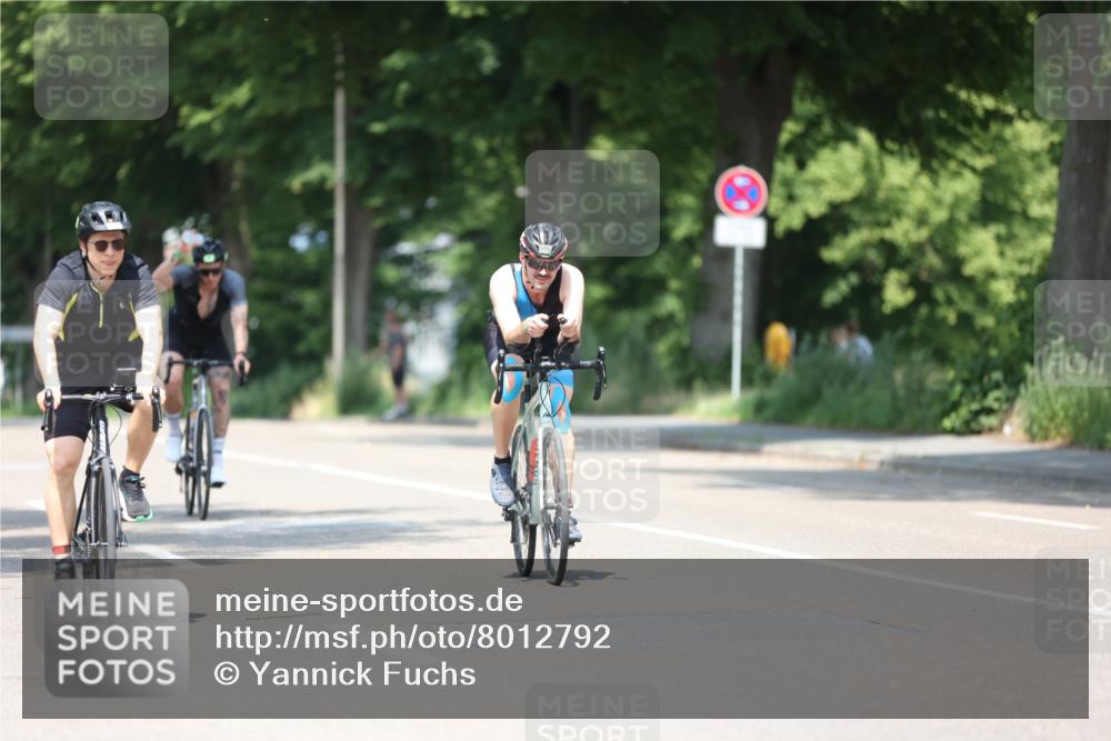 15.06.2025 - 7 Türme Triathlon Yannick Fuchs http://msf.ph/oto/8012792 15.06.2025 12:46:55 Radfahren 278, 294, 406, 439, 496, 636, 657 meine-sportfotos.de