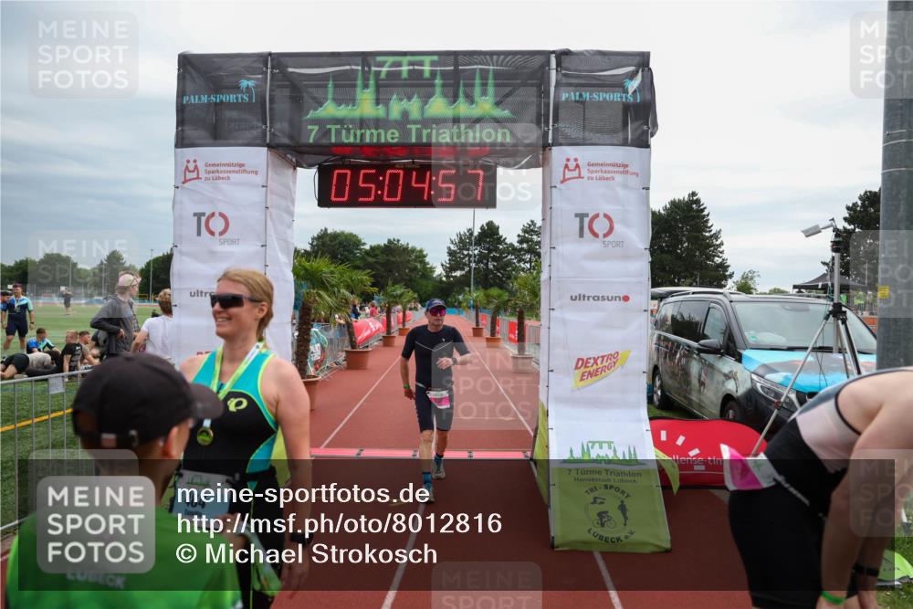 15.06.2025 - 7 Türme Triathlon Michael Strokosch http://msf.ph/oto/8012816 15.06.2025 15:04:57 Ziel 318, 484 meine-sportfotos.de
