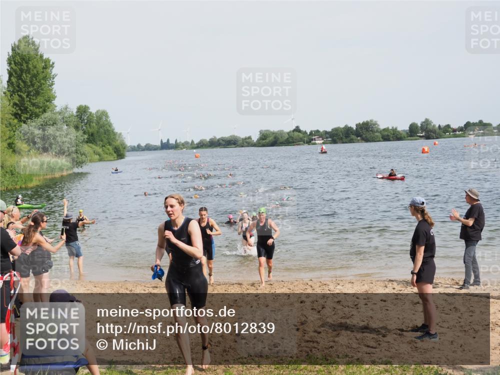 21.06.2025 - 27. Vierlanden-Triathlon MichiJ http://msf.ph/oto/8012839 15.06.2026 10:15:08 Schwimmen 480, 507, 528, 555, 587, 592, 597, 605, 635 meine-sportfotos.de