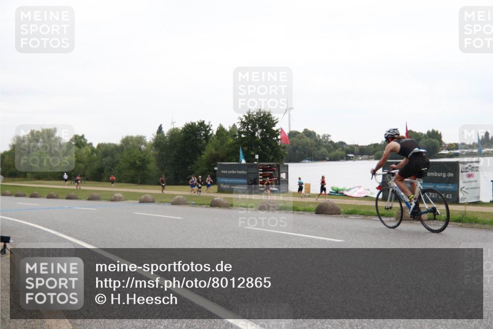 21.06.2025 - 27. Vierlanden-Triathlon H.Heesch http://msf.ph/oto/8012865 15.06.2025 13:26:42 Radfahren 1103, 1108, 1132, 1143, 1160 meine-sportfotos.de