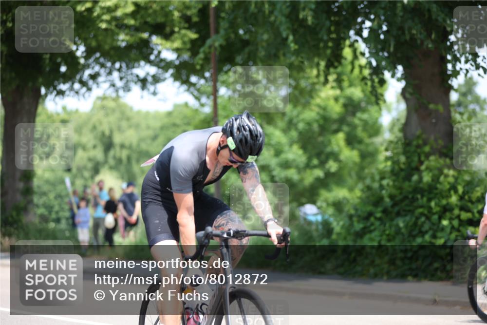 15.06.2025 - 7 Türme Triathlon Yannick Fuchs http://msf.ph/oto/8012872 15.06.2025 12:46:58 Radfahren 278, 294, 406, 439, 496, 636, 657 meine-sportfotos.de