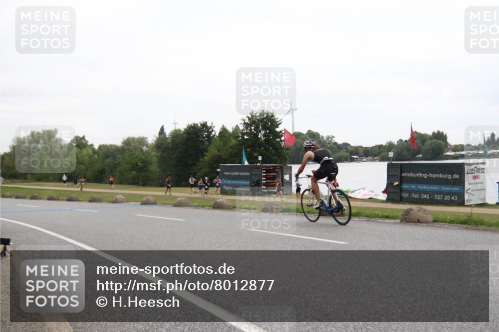 21.06.2025 - 27. Vierlanden-Triathlon H.Heesch http://msf.ph/oto/8012877 15.06.2025 13:26:42 Radfahren 1103, 1108, 1132, 1143, 1160 meine-sportfotos.de