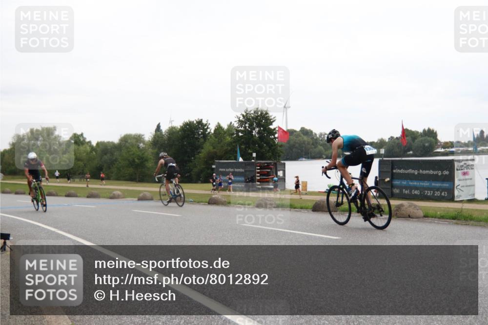 21.06.2025 - 27. Vierlanden-Triathlon H.Heesch http://msf.ph/oto/8012892 15.06.2025 13:26:43 Radfahren 1103, 1132, 1143, 1160, 1247, 1308 meine-sportfotos.de
