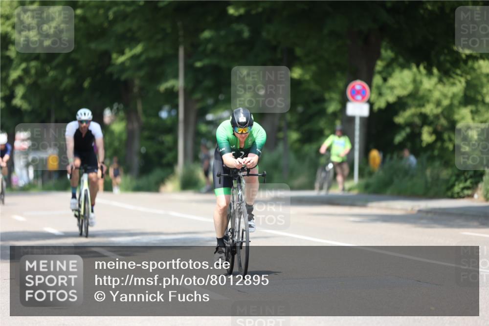 15.06.2025 - 7 Türme Triathlon Yannick Fuchs http://msf.ph/oto/8012895 15.06.2025 12:47:04 Radfahren 414, 657 meine-sportfotos.de