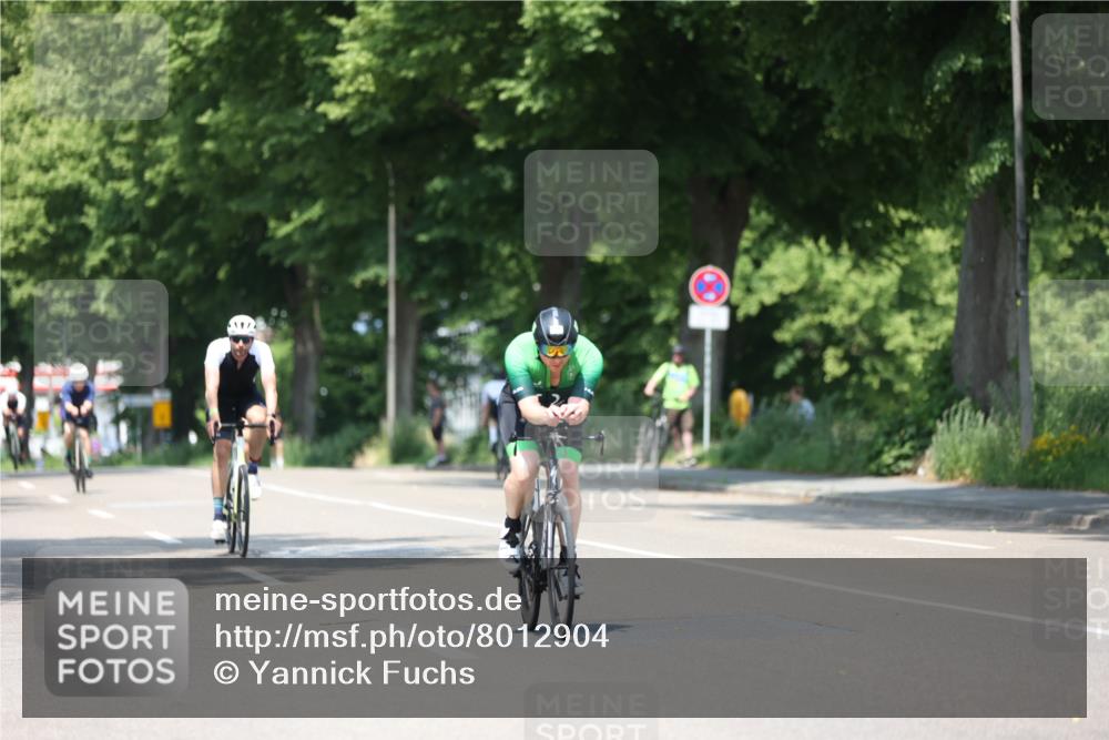 15.06.2025 - 7 Türme Triathlon Yannick Fuchs http://msf.ph/oto/8012904 15.06.2025 12:47:04 Radfahren 414, 657 meine-sportfotos.de