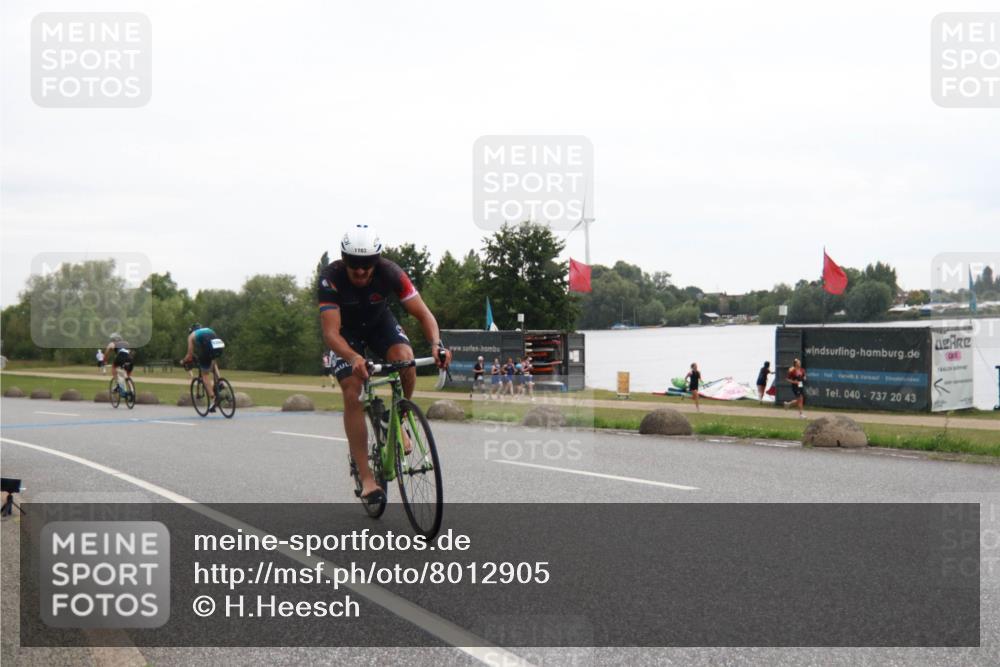 21.06.2025 - 27. Vierlanden-Triathlon H.Heesch http://msf.ph/oto/8012905 15.06.2025 13:26:44 Radfahren 1103, 1132, 1160, 1247, 1308 meine-sportfotos.de