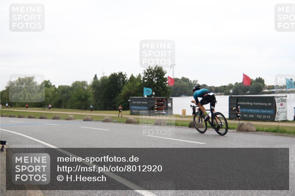 21.06.2025 - 27. Vierlanden-Triathlon H.Heesch http://msf.ph/oto/8012920 15.06.2025 13:26:51 Radfahren 1247, 1308, 1310 meine-sportfotos.de