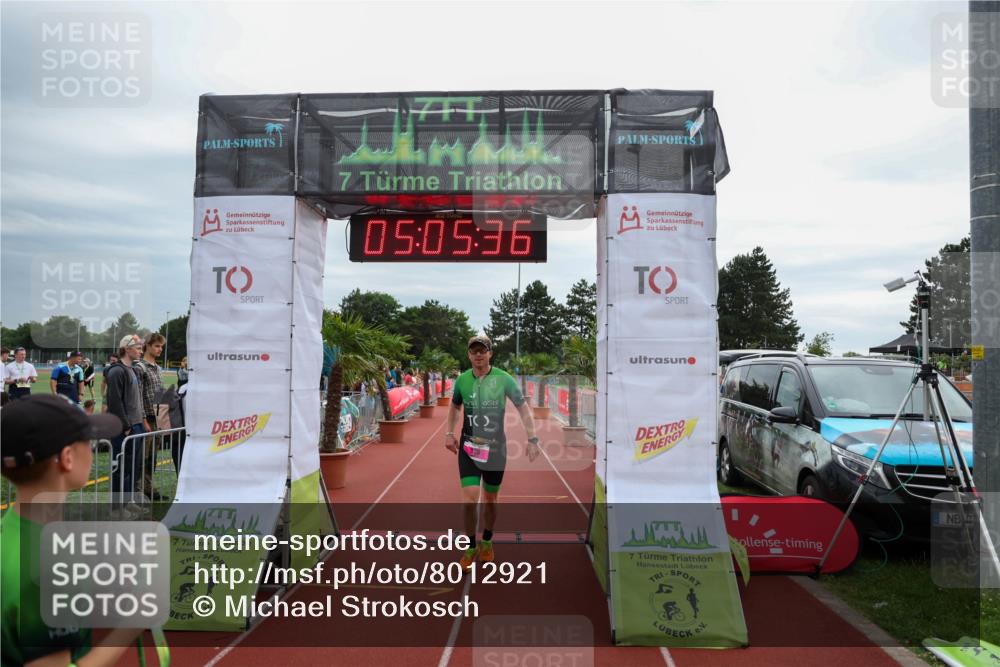 15.06.2025 - 7 Türme Triathlon Michael Strokosch http://msf.ph/oto/8012921 15.06.2025 15:05:36 Ziel 328 meine-sportfotos.de