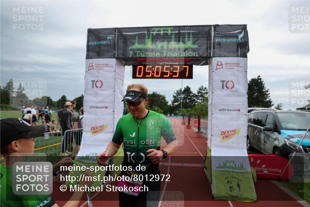 15.06.2025 - 7 Türme Triathlon Michael Strokosch http://msf.ph/oto/8012972 15.06.2025 15:05:37 Ziel 328 meine-sportfotos.de