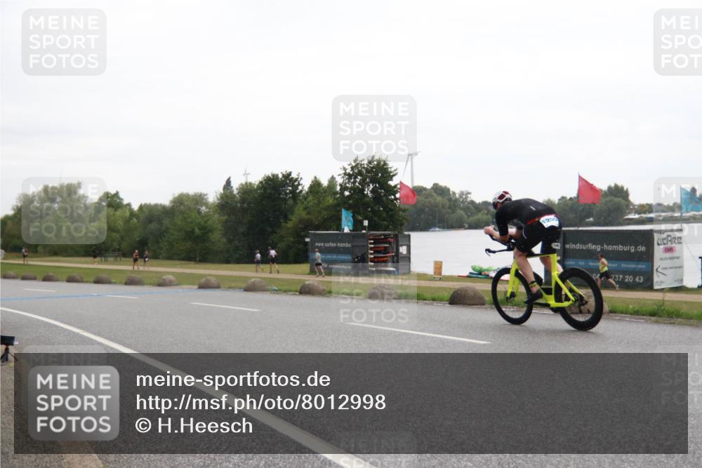 21.06.2025 - 27. Vierlanden-Triathlon H.Heesch http://msf.ph/oto/8012998 15.06.2025 13:27:08 Radfahren 1098, 1134, 1140, 1273 meine-sportfotos.de