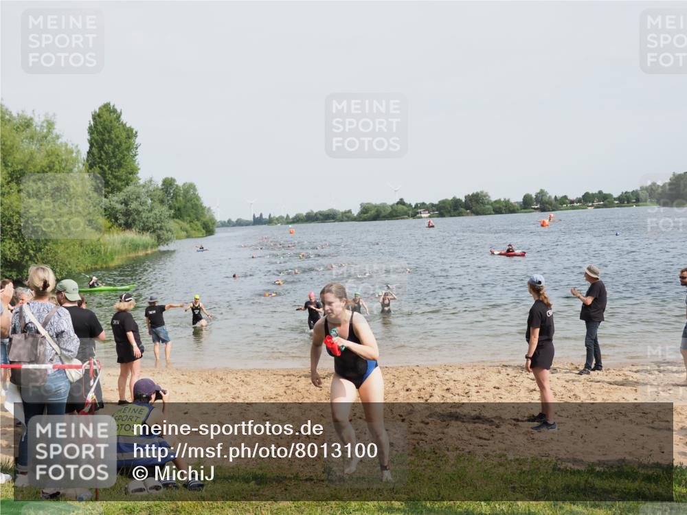21.06.2025 - 27. Vierlanden-Triathlon MichiJ http://msf.ph/oto/8013100 15.06.2026 10:15:14 Schwimmen 480, 507, 555, 579, 587, 597, 635 meine-sportfotos.de