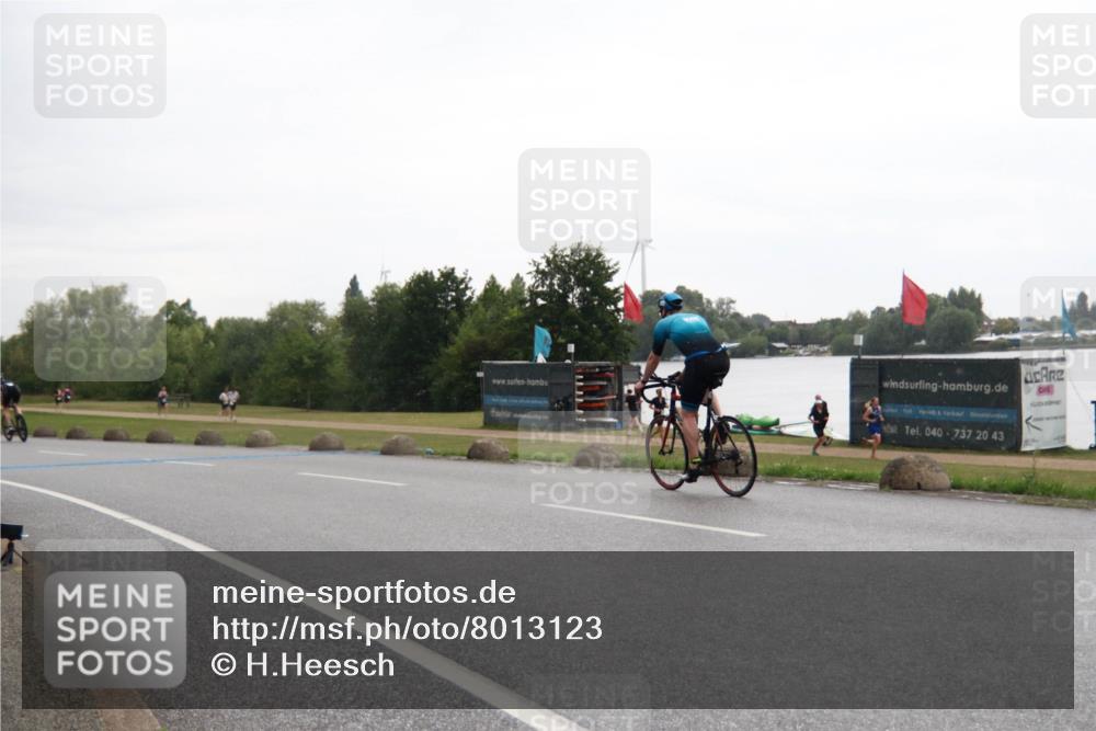 21.06.2025 - 27. Vierlanden-Triathlon H.Heesch http://msf.ph/oto/8013123 15.06.2025 13:28:17 Radfahren 1259, 1263, 1271, 1313 meine-sportfotos.de