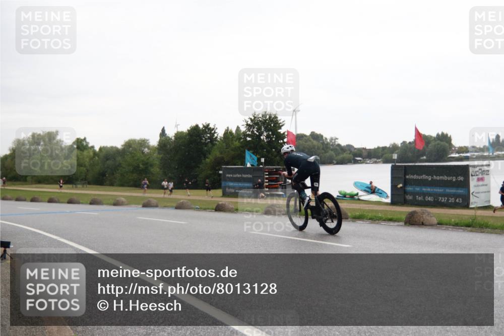21.06.2025 - 27. Vierlanden-Triathlon H.Heesch http://msf.ph/oto/8013128 15.06.2025 13:28:22 Radfahren 1231, 1259, 1271, 1313 meine-sportfotos.de