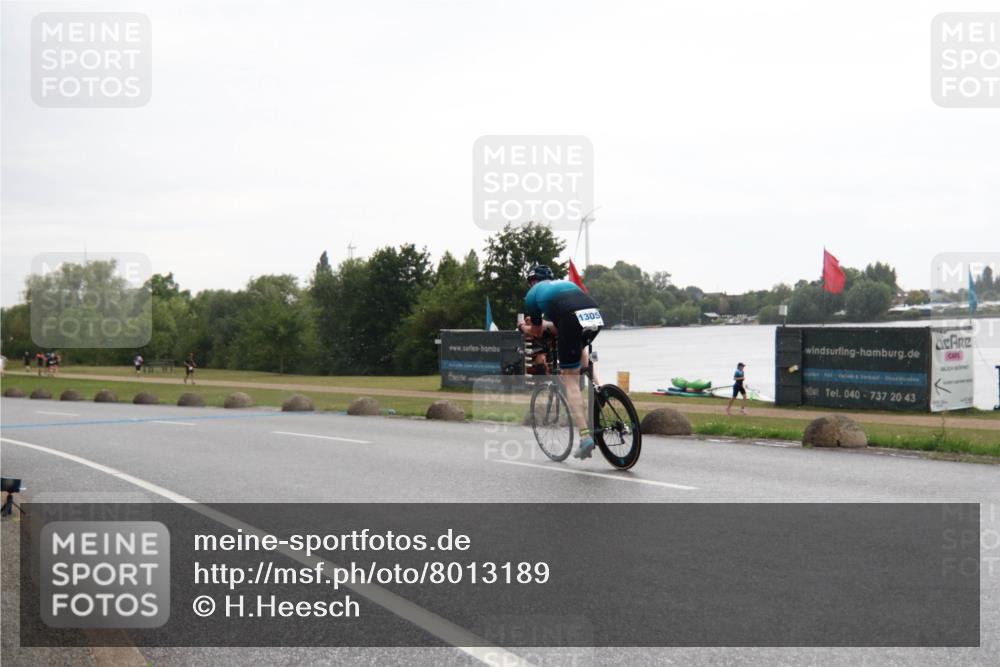 21.06.2025 - 27. Vierlanden-Triathlon H.Heesch http://msf.ph/oto/8013189 15.06.2025 13:28:47 Radfahren 893, 1316 meine-sportfotos.de