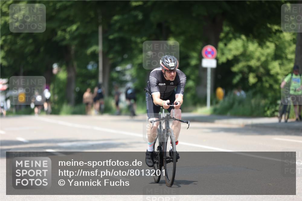 15.06.2025 - 7 Türme Triathlon Yannick Fuchs http://msf.ph/oto/8013201 15.06.2025 12:47:19 Radfahren 256, 291 meine-sportfotos.de