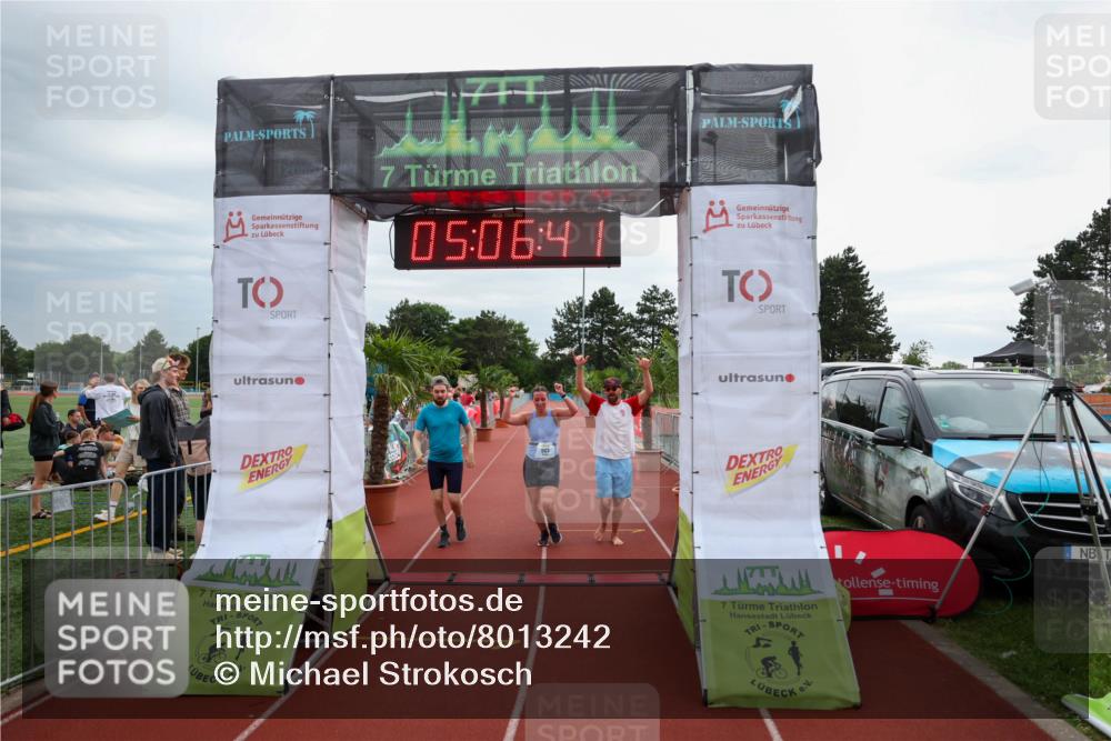 15.06.2025 - 7 Türme Triathlon Michael Strokosch http://msf.ph/oto/8013242 15.06.2025 15:06:40 Ziel 293, 369, 563 meine-sportfotos.de