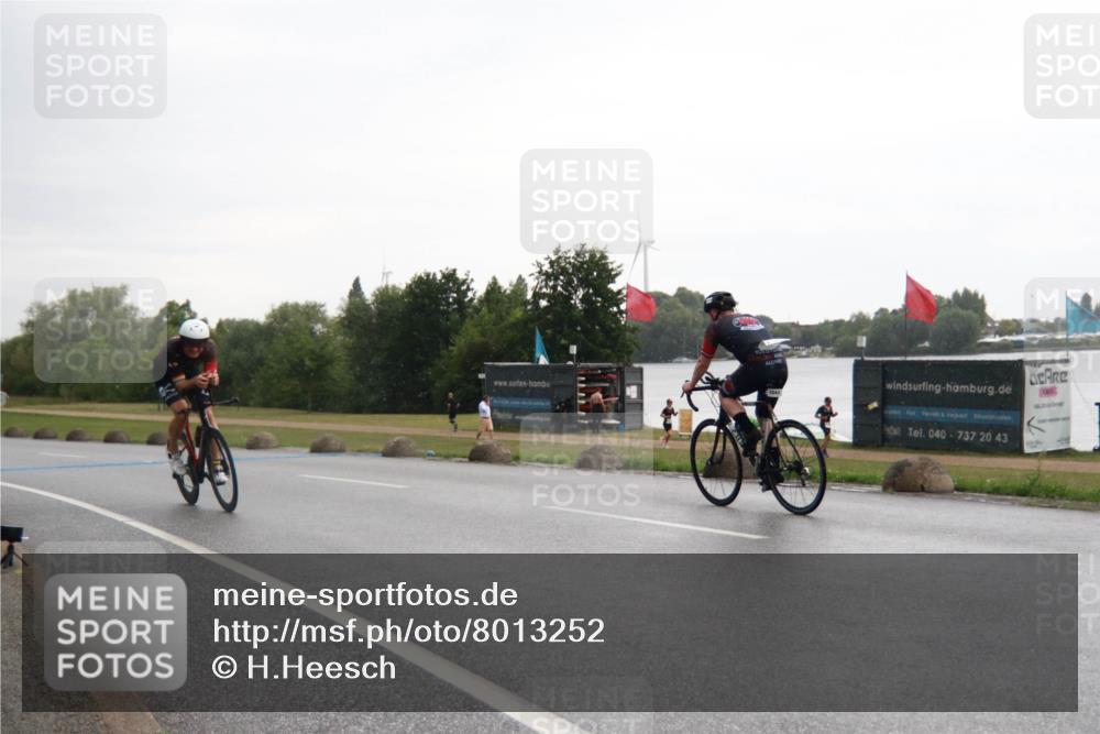 21.06.2025 - 27. Vierlanden-Triathlon H.Heesch http://msf.ph/oto/8013252 15.06.2025 13:29:24 Radfahren 1100, 1236 meine-sportfotos.de