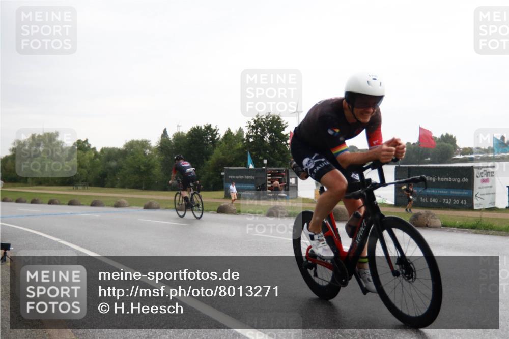 21.06.2025 - 27. Vierlanden-Triathlon H.Heesch http://msf.ph/oto/8013271 15.06.2025 13:29:25 Radfahren 1100, 1236, 1243 meine-sportfotos.de